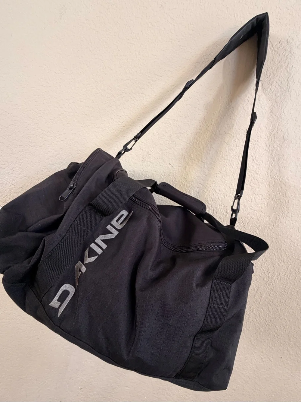 DAKINE Black Men’s Duffel with White Logo